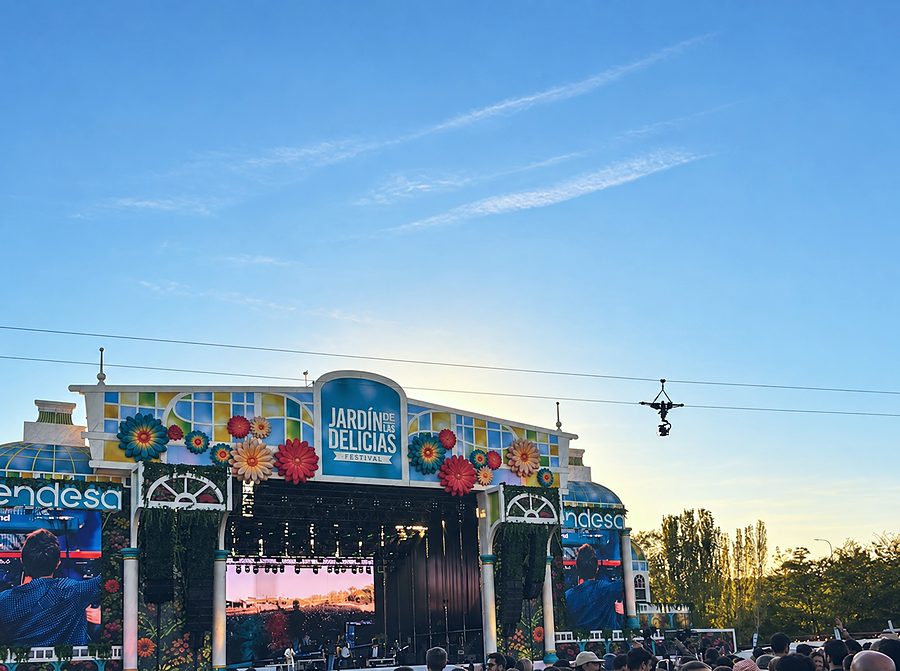 Cablecam junto al escenario del Jardín de las Delicias en Madrid
