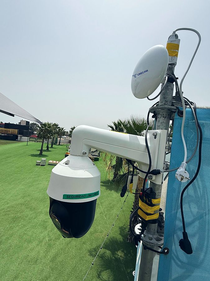 Linecam® camera at a festival · Linecam®
