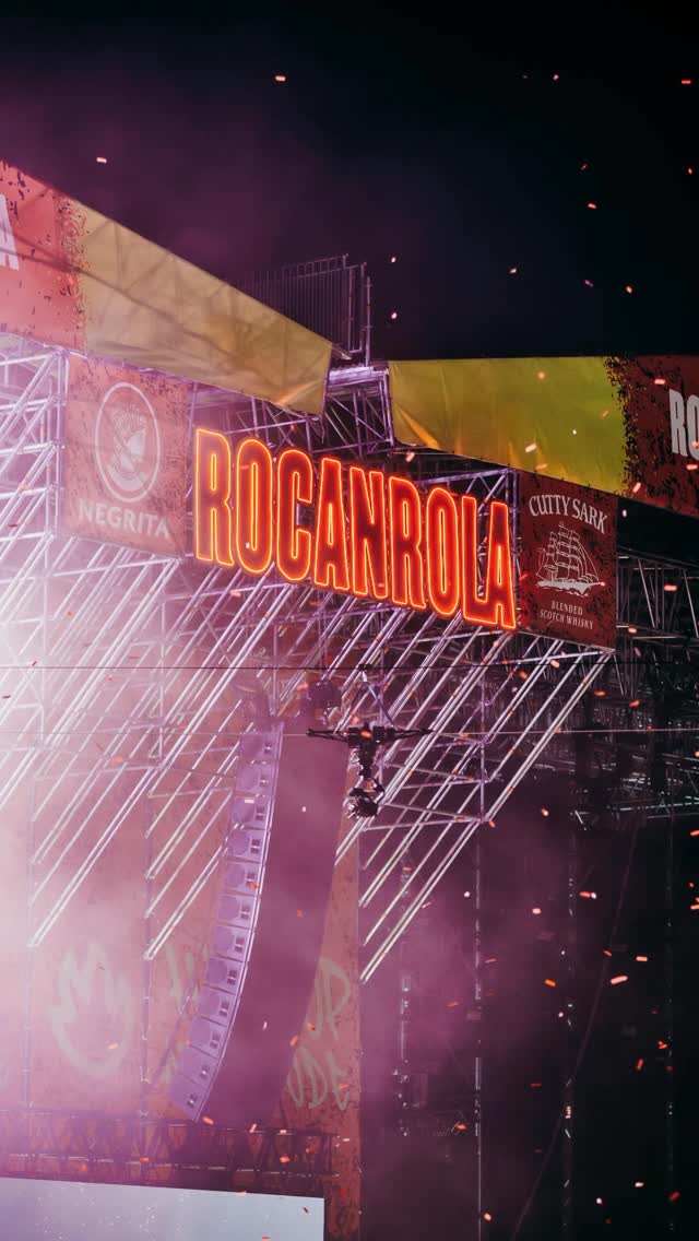 Este finde fue puro flow en el festival de rap, con LineCam y Dale al Rec, ¡qué espectáculo tan top! A todo el equipo, os lanzamos este aplauso, por crear junto a nosotros un ambiente sin pausa. Seguimos con la rima, con el ritmo en cada trazo, ¡por más momentos épicos, sin bajar el brazo! ¡Rap, equipo y pasión: esa es la misión!
